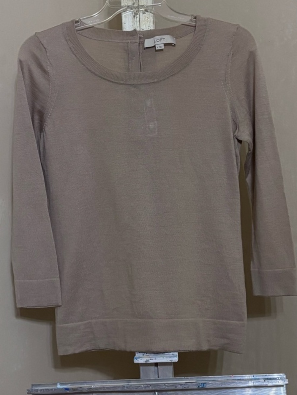 LOFT Taupe Scoop Neck Pullover Sweater Sz M